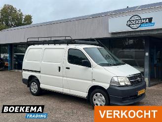 uszkodzony samochody ciężarowe Toyota Hi-ace HiAce 2.5 D-4D Airco Trekhaak Imperial 2010/5