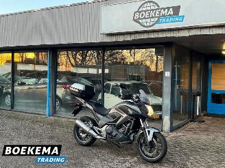 krockskadad bil motor Honda VS 600 NC 750 XA ABS All-Road Koffer 2016/2