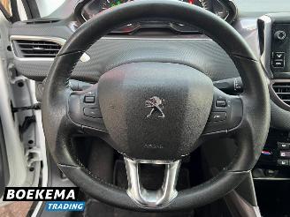 Peugeot 2008 1.2 VTi Active Premium Navi Cruise Airco PDC Trekh. picture 20