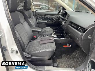 Mitsubishi Outlander 2.4 PHEV Intense+ Pano Leer Stoel/Stuurverw. Navi Camera PDC picture 18