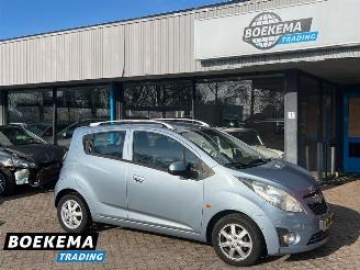 uszkodzony samochody osobowe Chevrolet Spark 1.2 16V LTZ Navigatie Airco 2012/4
