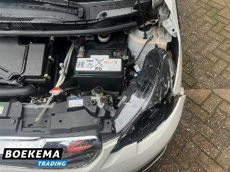 Peugeot 108 1.0 e-VTi Active Airco 5-Deurs picture 12