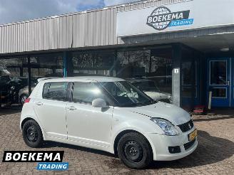 Unfallwagen Suzuki Swift 1.3 Shogun Airco Cruise 2009/1