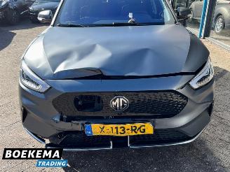 MG ZS EV Long Range Luxury 70 kWh Panorama Leer Camera Navigatie picture 5