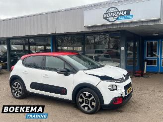 Voiture accidenté Citroën C3 1.2 PureTech Shine Automaat Navigatie Cruise Climate 2018/12
