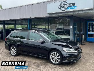 skadebil auto Volkswagen Golf 1.4 TSI 150PK Highline DSG Panorama Virtual Stoel/Stuurverw Massage Camera Trekhaak 2017/5