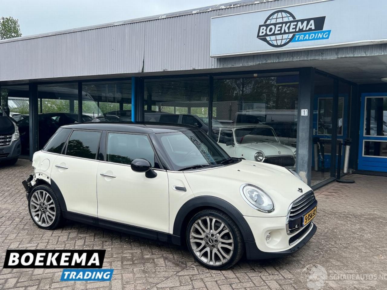 Mini Cooper 1.5 Business Navigatie Leer Cruise 5-Deurs