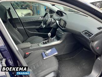 Peugeot 308 1.6 THP Première Panorama Climate Cruise Keyless picture 20