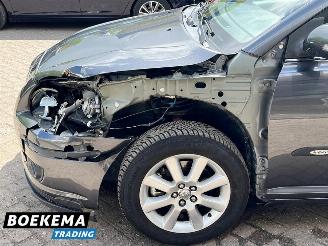 Toyota Avensis wagon 2.0 VVTi Luna Navigatie Climate Cruise picture 6