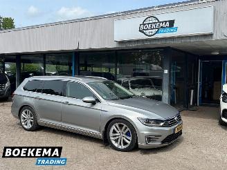 krockskadad bil auto Volkswagen Passat Variant 1.4 TSI GTE Highline ACC Camera Standkachel Stoelverwarming 2015/12