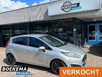 skadebil auto Ford Fiesta 1.5 TDCi Style Lease Navigatie Cruise Airco 5-Deurs 2016/1