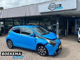 Damaged car Toyota Aygo 1.0 VVT-i x-first Cruise-Control Arico 2018/6