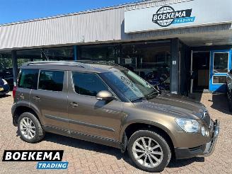 Damaged car Skoda Yeti 1.8 TSI Ambition 4x4 Navi Trekhaak Airco 2010/2