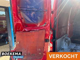 Volkswagen Crafter 35 2.0 TDI 140PK 2xSchuif Stoelverwarming Navi Clima picture 13