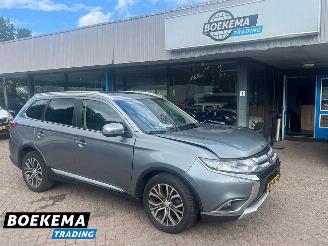 Coche accidentado Mitsubishi Outlander 2.0 Instyle Automaat Open Dak Navi Stoelverwarming 2016/1