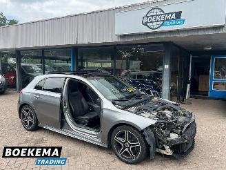 Vaurioauto  passenger cars Mercedes A-klasse 220 Premium Plus 190PK AMG Automaat Panorma Camera 2019/8