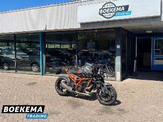 Schade motor KTM  SuperDuke R 1390 2024/4