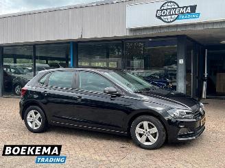 skadebil auto Volkswagen Polo 1.0 Highline Navigatie Cruise Airco 5-Deurs 2018/3