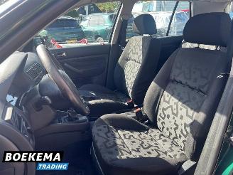 Volkswagen Golf 1.6 5-Deurs Trekhaak LMV picture 7