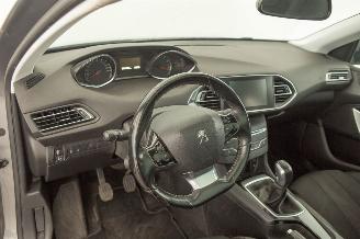 Peugeot 308 SW 1.2 PureTech Navi Clima Style picture 23