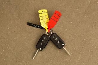 Volkswagen Golf 1.6 TDI Navi picture 20