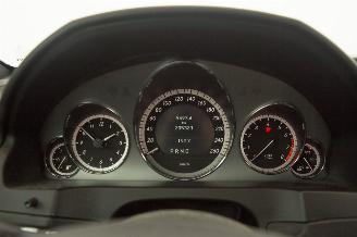 Mercedes E-klasse E200 Coupé Motorschade picture 7