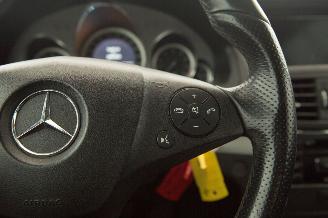 Mercedes E-klasse E200 Coupé Motorschade picture 14