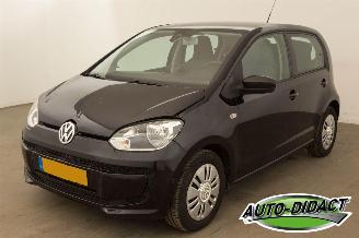 krockskadad bil auto Volkswagen Up! 1.0 Move Up! BlueMotion 2013/3