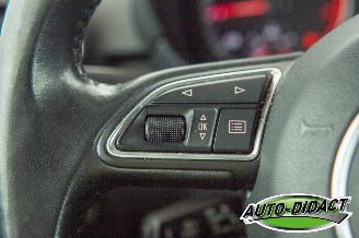 Audi A1 1.0 TFSI Airco Navi picture 12