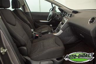 Peugeot 308 SW 1.6 THP XT Clima Pano picture 19