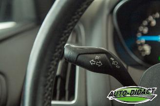 Ford Focus 1.5 Clima Navi Titanium Edition picture 18