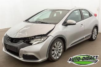 skadebil auto Honda Civic 1.4 Clima 2013/10