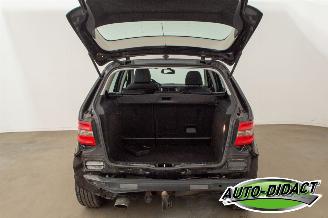 Mercedes B-klasse 200 Automaat Pano picture 38