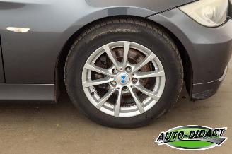 BMW 3-serie 320i Automaat Airco Leder picture 15