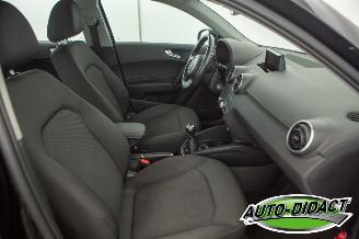 Audi A1 1.0 TFSI Airco Navi picture 19