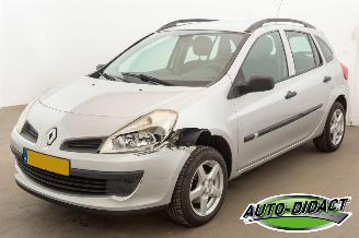 Schadeauto Renault Clio 1.2-16V Airco Expression 2008/4