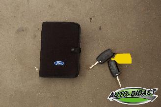 Ford Mondeo 2.0-16V Limited Clima Navi picture 25