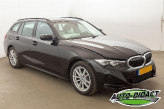 BMW 3-serie 318i Automaat Digi Dash Clima Navi picture 2