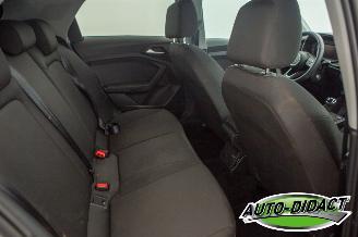 Audi A1 1.0 TFSI Automaat 14.309 km Clima Navi picture 21