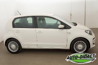 Volkswagen Up! 1.0 high up! Airco BlueMotion picture 44