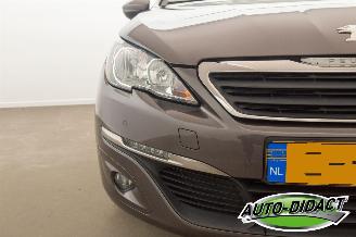 Peugeot 308 SW 1.2 PureTech Clima Navi Pano Style picture 34