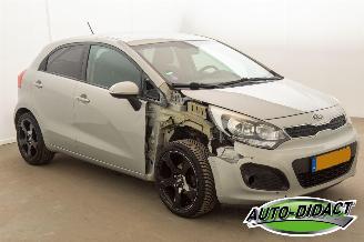 Kia Rio 1.2 CVVT Clima Super Pack picture 2