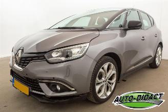 Schadeauto Renault Scenic 1.3 TCe Bose Automaat 2019/3