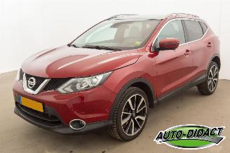 krockskadad bil auto Nissan Qashqai 1.2 Automaat Camera Navi Pano Tekna 2016/3