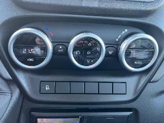 Iveco Daily Daily 35D18H 3.0 300 Automaat picture 12