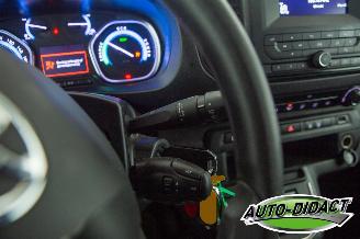 Toyota ProAce Electric Shuttle Long Extra Range Cool 75 kWh Pano picture 12