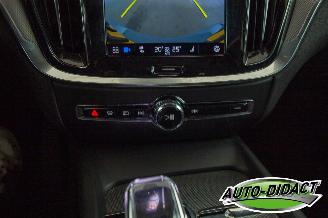 Volvo V-60 2.0 B4 Automaat 8794 km Digi Dash Camera Navi Plus Dark picture 11
