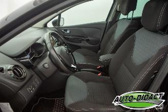 Renault Clio 1.2 GT Automaat Clima Navi Camera Motorschade picture 23