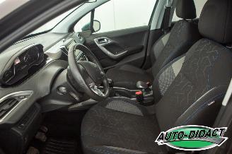 Peugeot 2008 1.2 Access Airco picture 22