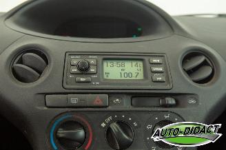 Toyota Yaris 1.0 VVT-i Idols picture 7